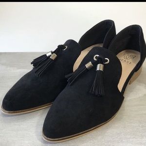 Black cut out loafers